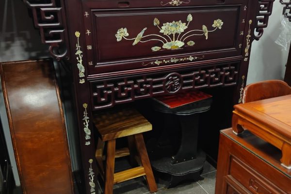 高低神台像贝壳莲花